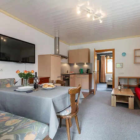 Mayrl 公寓 *